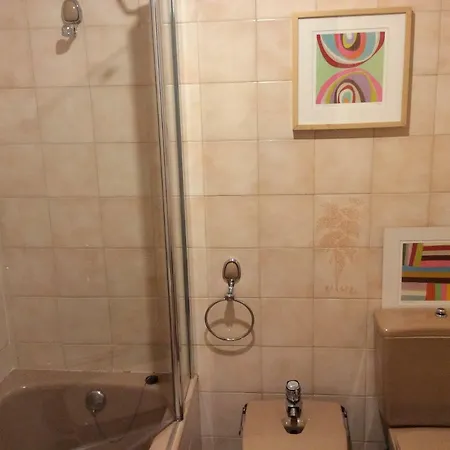Piso La Ronda , Centrico Y Silencioso Apartment *